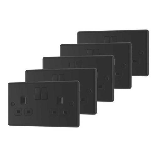 Switched wall socket gang - wall, 2-gang