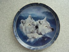 Plate 6 "White Majesty" Wolves Design Spirit of the Wilderness Collection #7487B