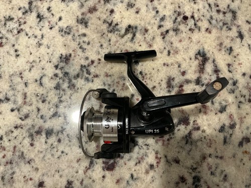 Ugly stick ice - 25, reel.