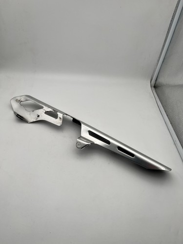 Suzuki gsx1400 chain guard - suzuki,