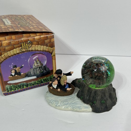 Harry potter 2001 snow globe - 2001,