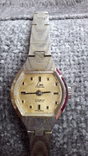 Vintage limit ladies watch 17 - vintage,