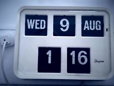 GraysonRetro Flip Clock White - Banking Hall Clock-Calendar 