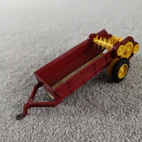 Britains manure spreader - manure,