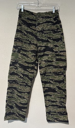 Vietnam war tiger - vietnam, stripe