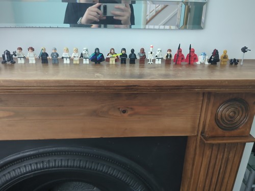 2008 lego figurine set from - lego,