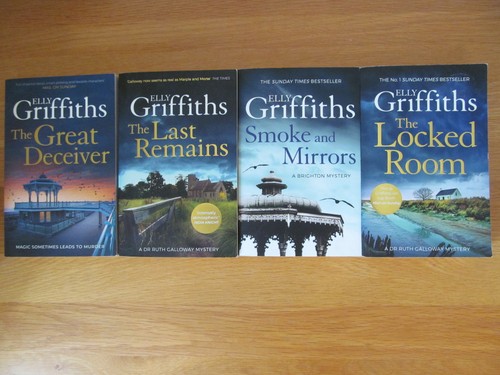 Joblot bundle elly griffiths - joblot/bundle,