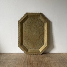 Vintage Rustic Large Scalloped