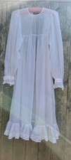 Vintage 70s gina - gina, white