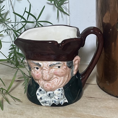 Royal doulton pottery - doulton,