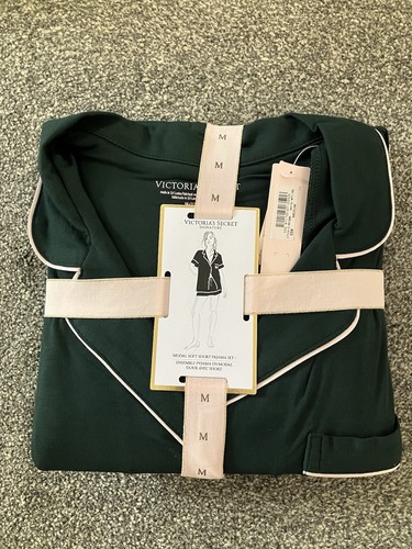 Bnwt victoria secret - bnwt, victoria’s