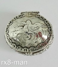 1892 SUPERB ANTIQUE DUTCH SOLID SILVER REPOUSSE EMBOSSED DECORATED PILL BOX