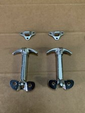 Land Rover Bonnet Fastener /