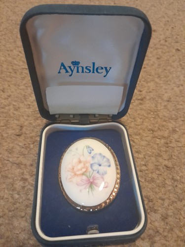 Aynsley vintage fine bone - fine,