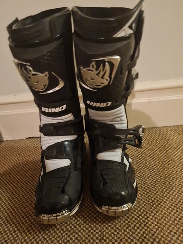 Off road motorcycle boots - road,