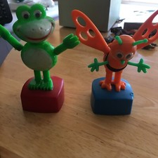 Push  Pop Up Button Toys