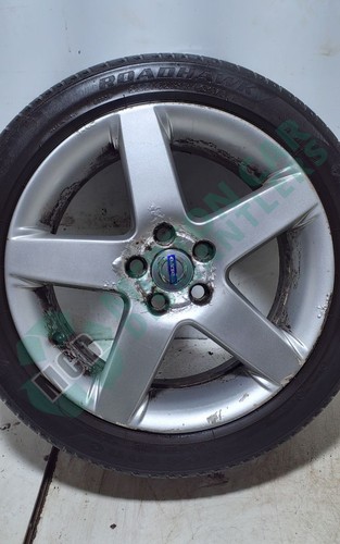 Volvo v40 v50 c30 s40 - volvo,