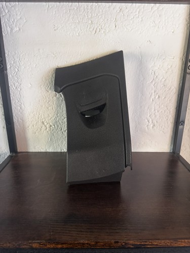 Ford fiesta mk7 glovebox knee - fiesta,