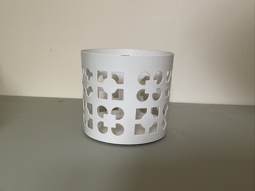 White pot - pot,