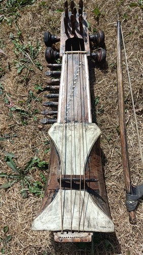 Indian sarangi - sarangi,
