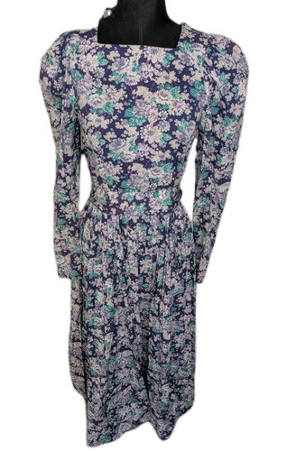 Euc vintage laura ashley - euc,