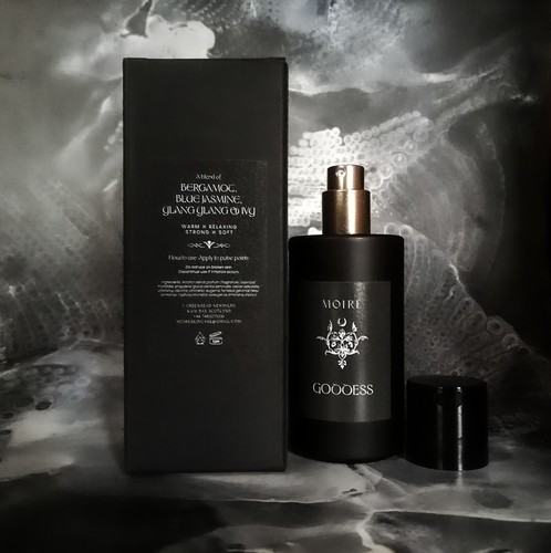 Perfume 50ml woman unisex - perfume, 50ml,woman,unisex,hand