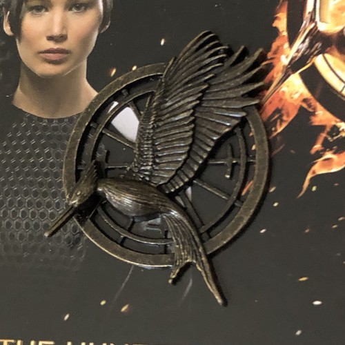 Mockingjay lapel pin - mockingjay,