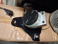 Ford Focus Rs Mk1 Engine Mount To Body And New Bush.