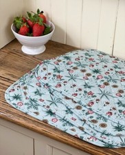William Morris Daisy Quilted