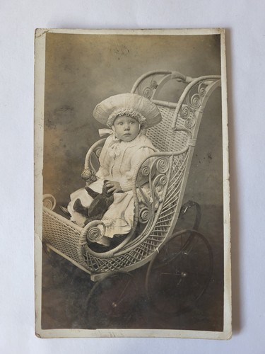 Adorable edwardian child - child,