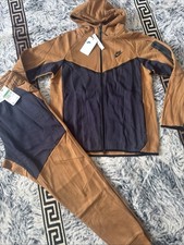 nike tech fleece tracksuit