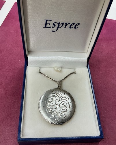 Beautiful vintage engraved - beautiful,