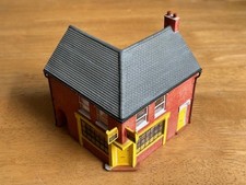 Hornby 00 Gauge Corn Shop
