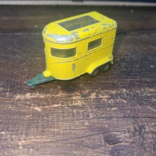 Matchbox Horsebox. (X)