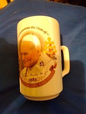 Vintage Mug - Visit of Pope