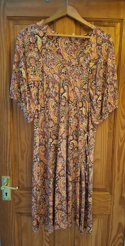 Next size mock wrap paisley - 22,