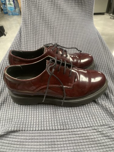 Clarks burgundy derby patent - clarks,