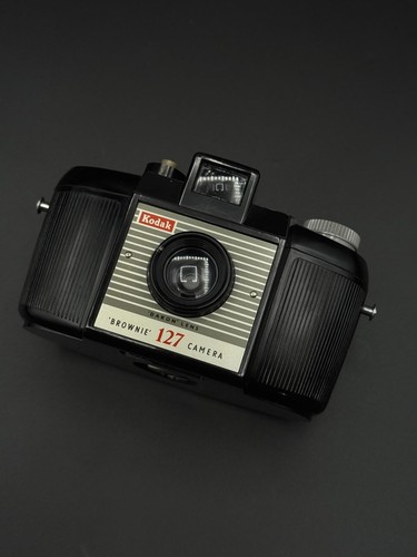 Vintage kodak brownie 127 - vintage,