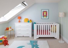 Boori Eton Cotbed With Toddler