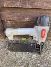 Dakota 18 GAUGE STRAIGHT AIR BRAD NAILER 20-50mm