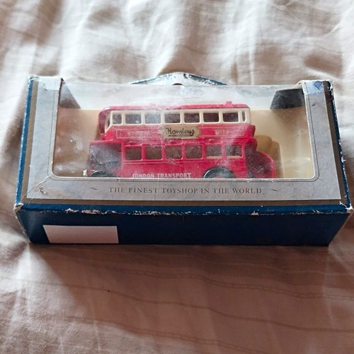 Hamleys london transport red - transport,