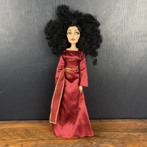 Rapunzel mother gothel - mother,