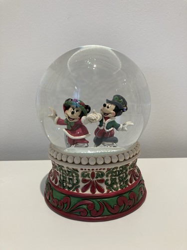 Disney traditions showcase - disney,