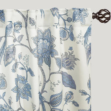 Elegant Vintage Floral Bird