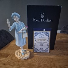 ROYAL DOULTON QUEEN MOTHER FIGURE, LIMITED EDITION 1098/2000. BOXED WITH C.O.A