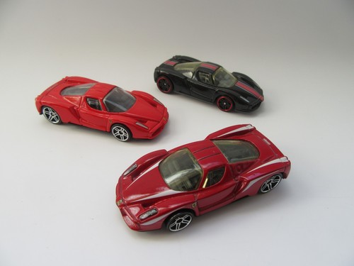 Hot wheels ferrari enzo - :, x3