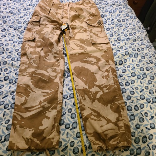 Desert combat trousers 33 - w,