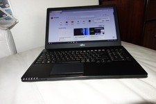 Fujitsu Lifebook Core i3 15.6"