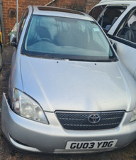 Toyota Corolla BREAKING 2003