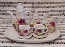 Royal Norfolk Miniature